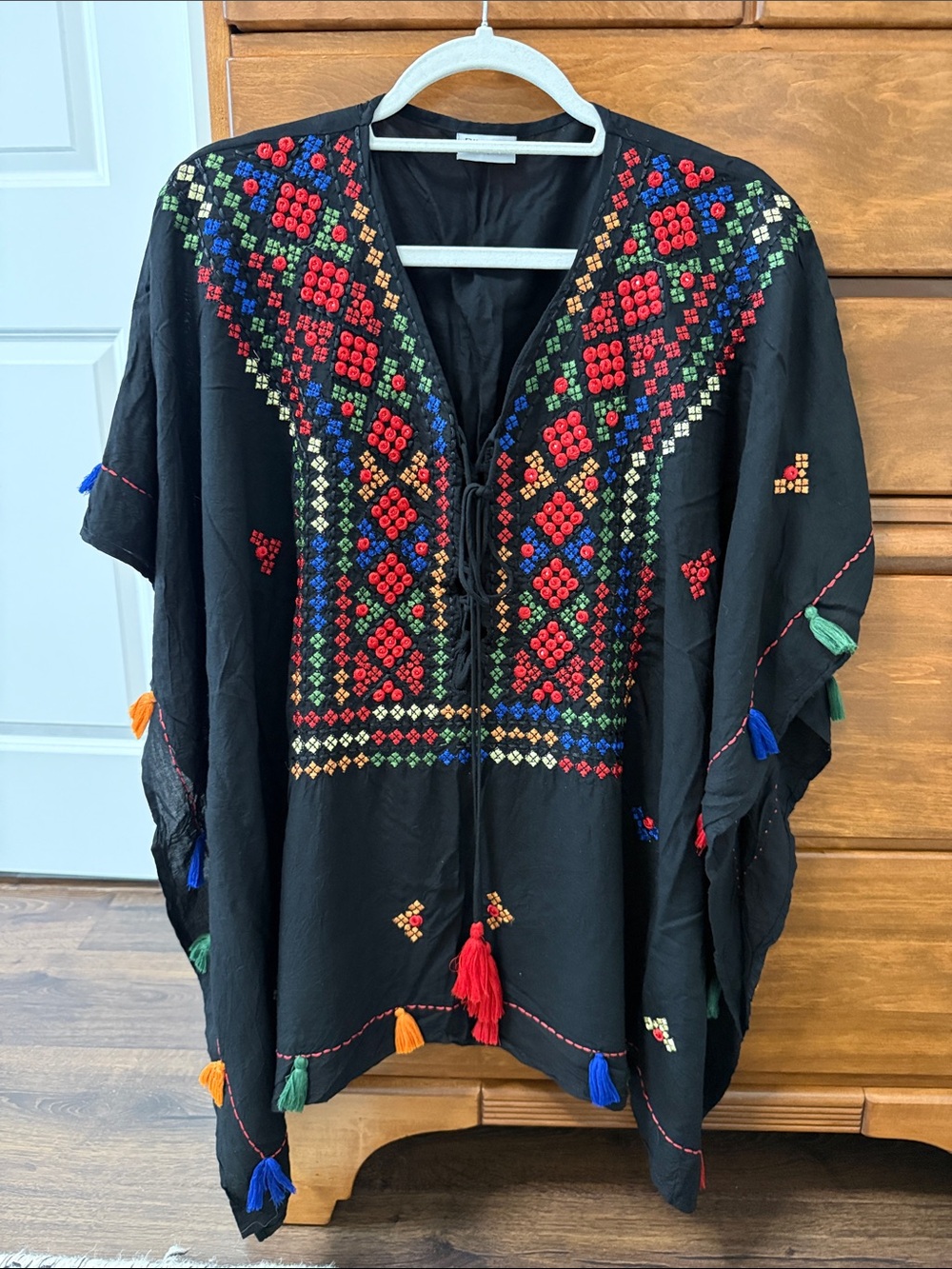 Bindya New York Embroidered Black Boho Midi cover-up 100% Modal sz  OS
